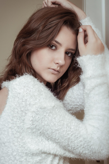 GABRIELA CARNELOSSI GABRIELA CARNELOSSI